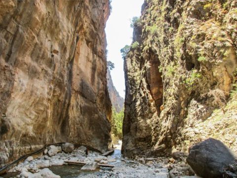 Samaria Gorge: The Complete Hiking Guide