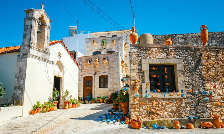 Margarites pottery village