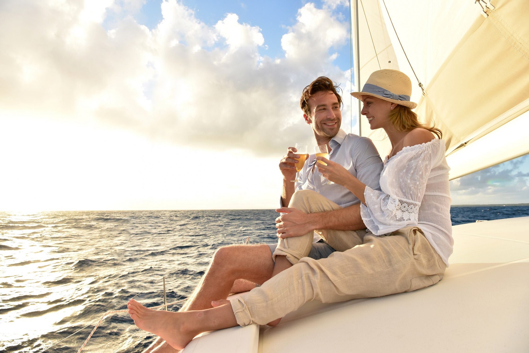 Private Sailing Cruise in Heraklion with Meal and Wine